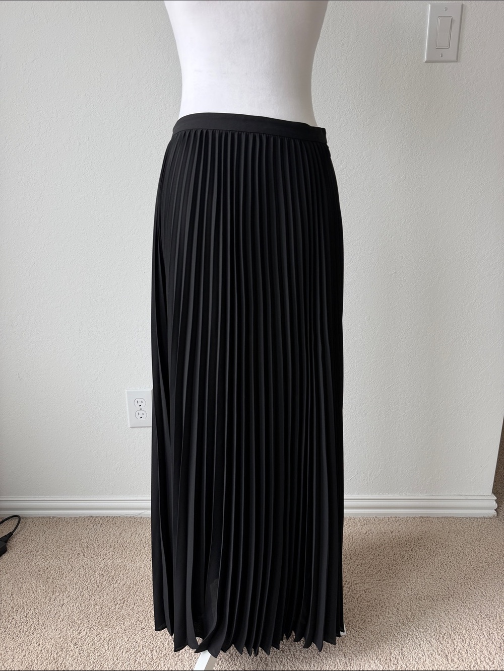 Banana Republic Black Pleated Maxi Skirt